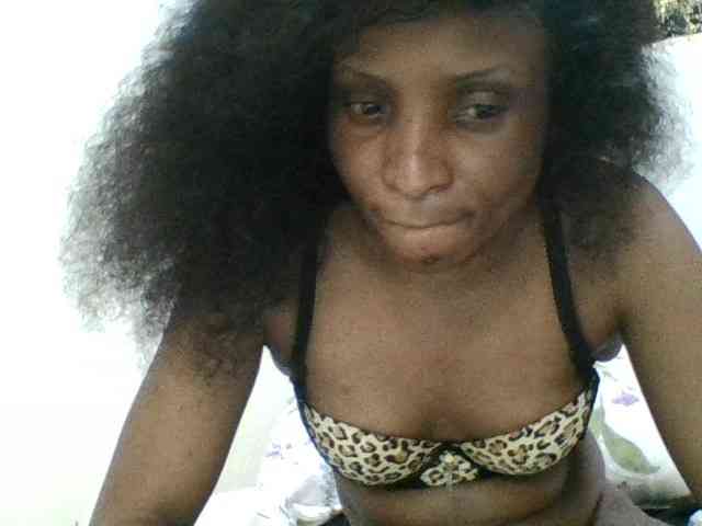lovelylips webcam
