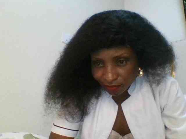 lovelylips webcam