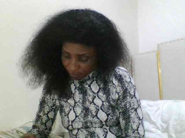 lovelylips webcam