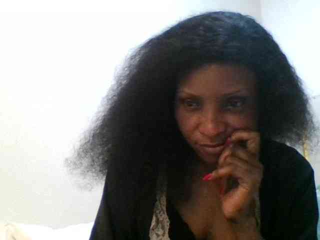 lovelylips webcam