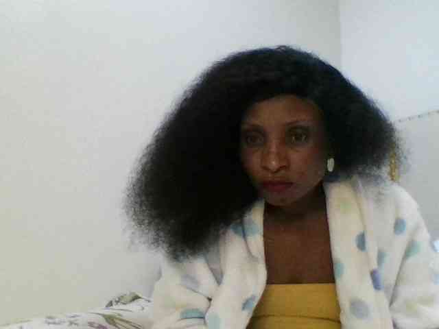 lovelylips webcam