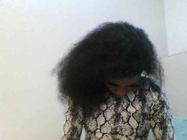 lovelylips webcam