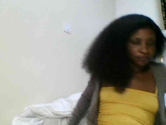 lovelylips webcam
