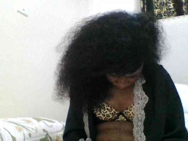 lovelylips webcam