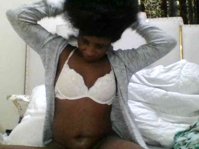 lovelylips webcam