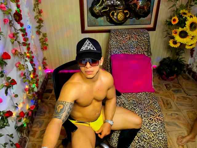 ---rrmodelsstars--- webcam