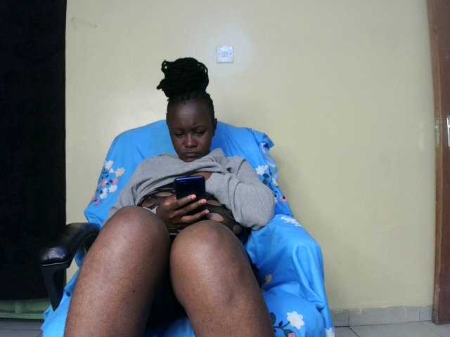  Sexymia25 chat room