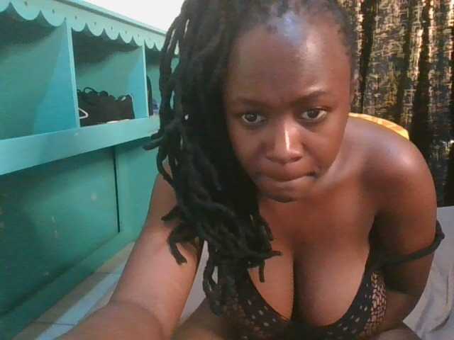 Sexymia25 chat room