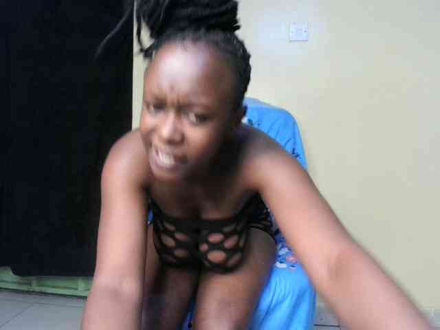 Sexymia25 webcam
