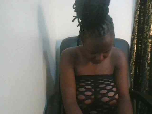 Sexymia25 webcam