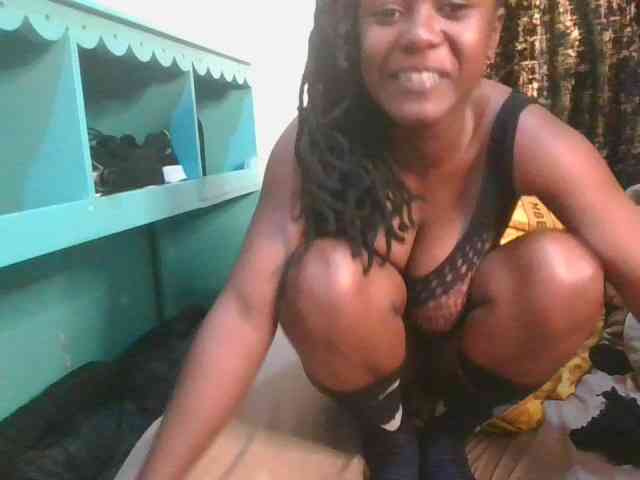 Sexymia25 Live Webcam on BongaCams