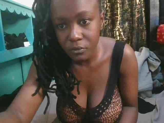 Sexymia25 Live Webcam on BongaCams