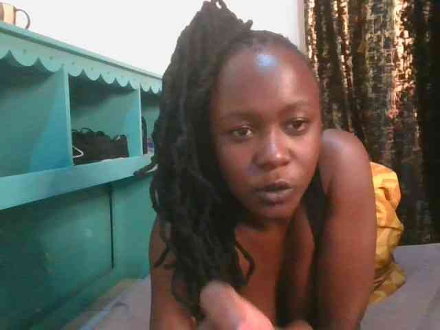 Sexymia25 webcam
