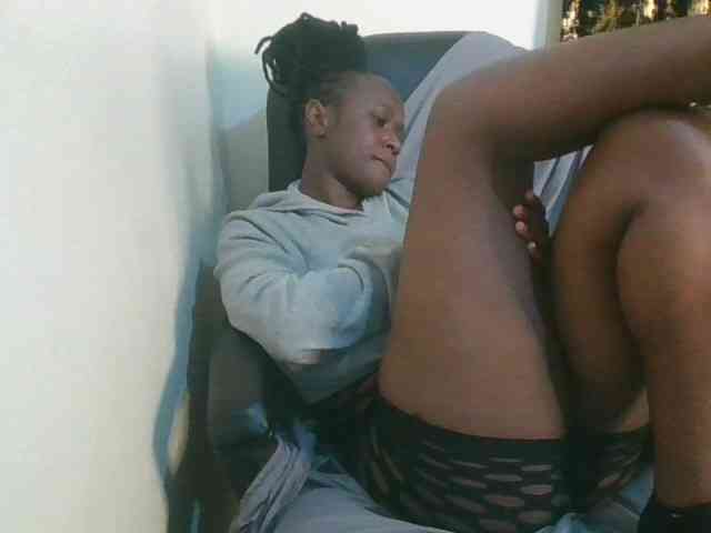 Sexymia25 webcam