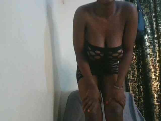 Sexymia25 webcam