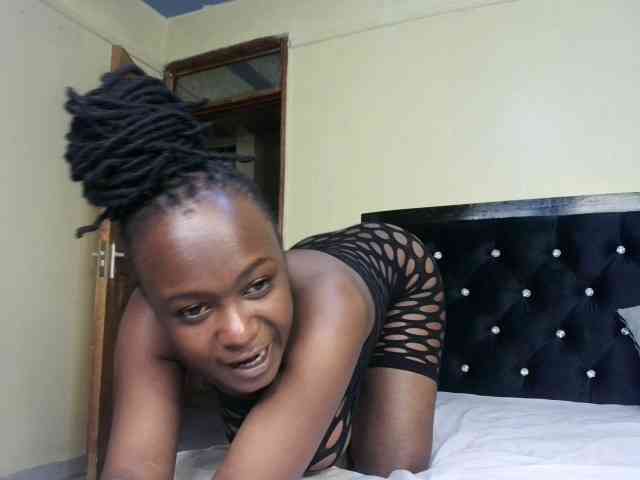 Sexymia25 webcam