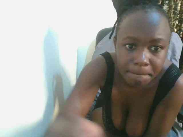 Sexymia25 webcam