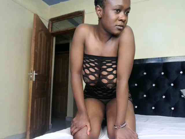 Sexymia25 webcam