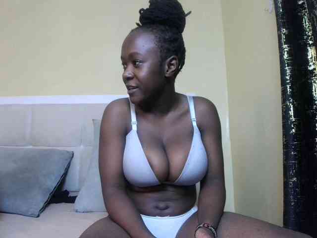 Sexymia25 webcam