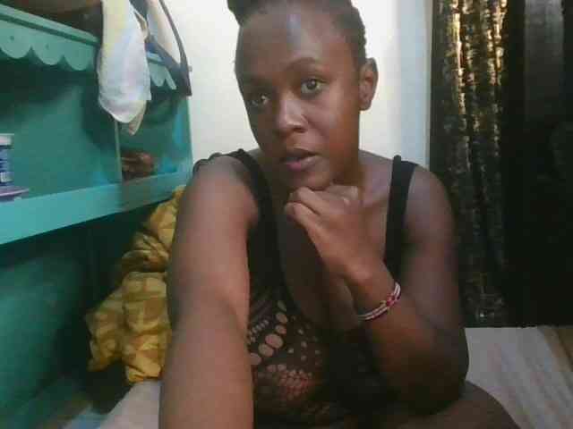 Sexymia25 webcam