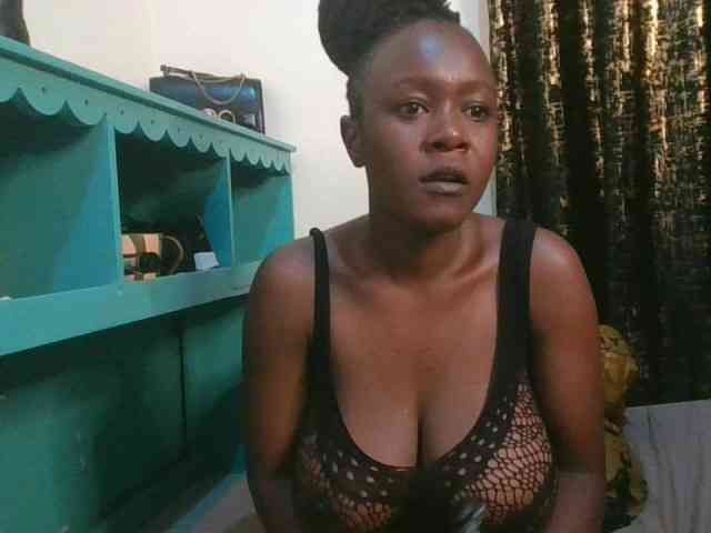 Sexymia25 webcam