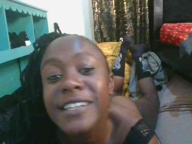 Sexymia25 webcam