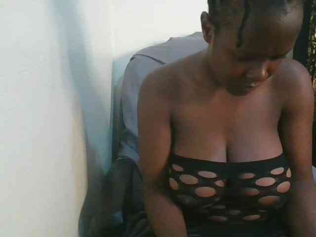 Sexymia25 webcam