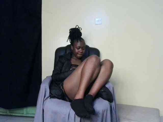 Sexymia25 webcam