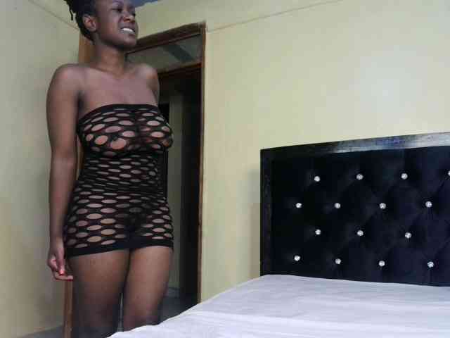 Sexymia25 webcam