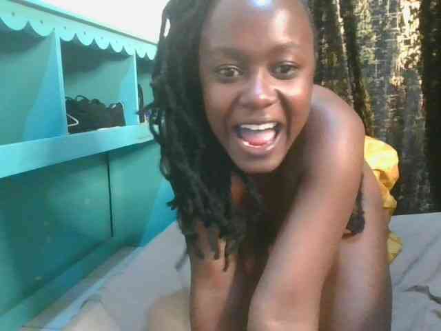 Sexymia25 webcam