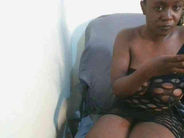 Sexymia25 webcam