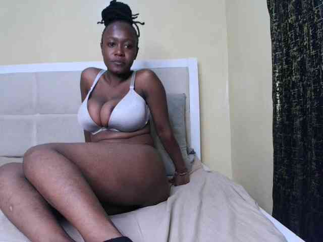 Sexymia25 webcam