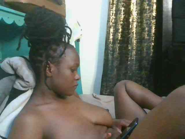 Sexymia25 webcam