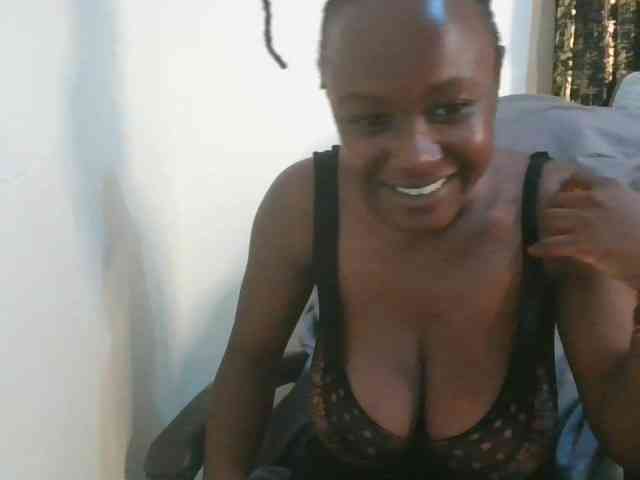 Sexymia25 webcam