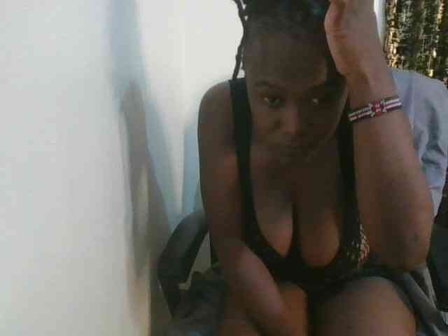 Sexymia25 webcam