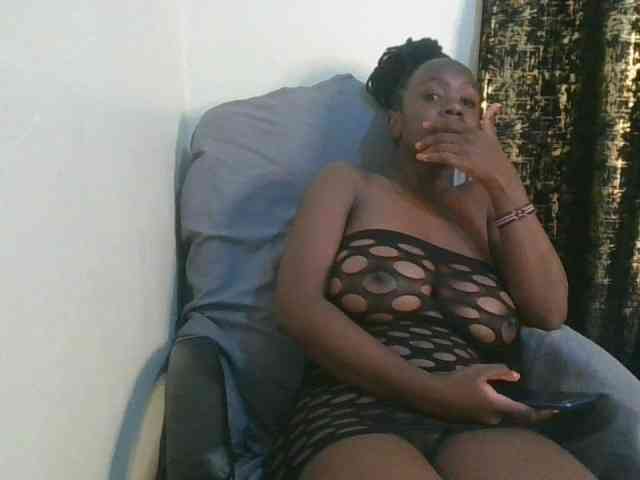 Sexymia25 webcam