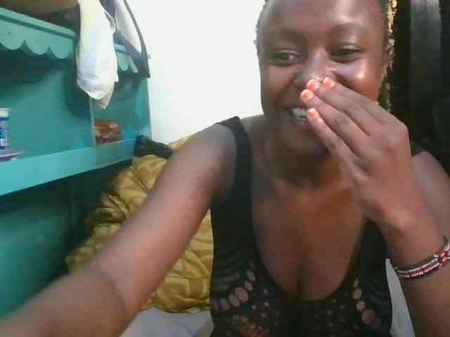 Sexymia25 webcam