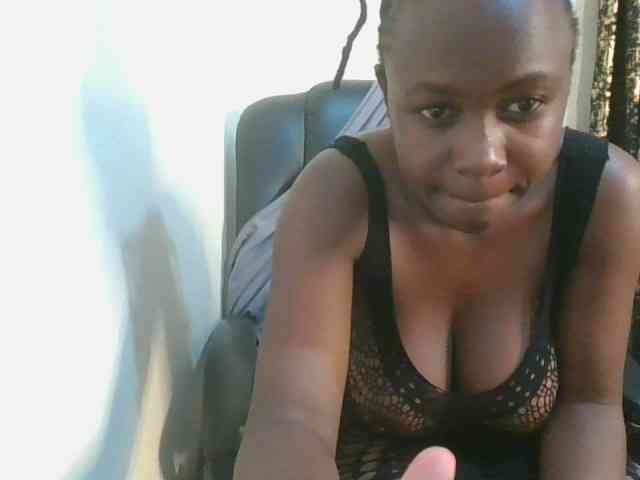 Sexymia25 webcam