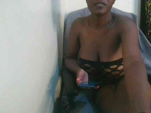 Sexymia25 webcam