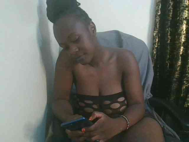 Sexymia25 webcam