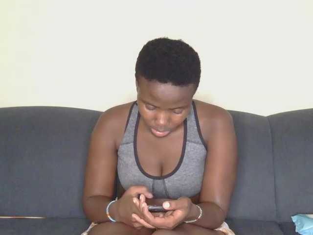  HONEY-BUN chat room