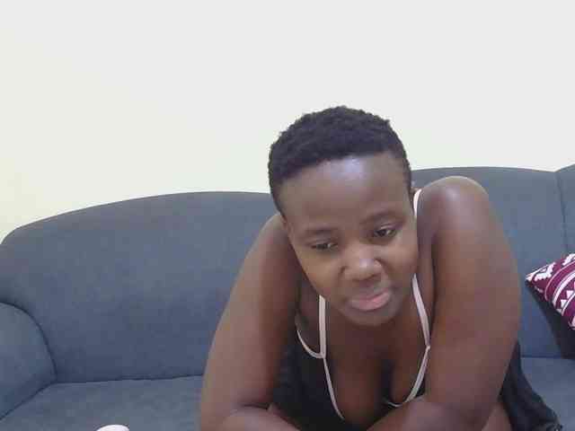 HONEY-BUN Live Webcam on BongaCams