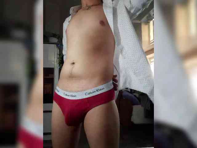 Max1610 Live Webcam on BongaCams
