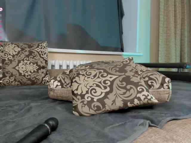 kristinakaram webcam