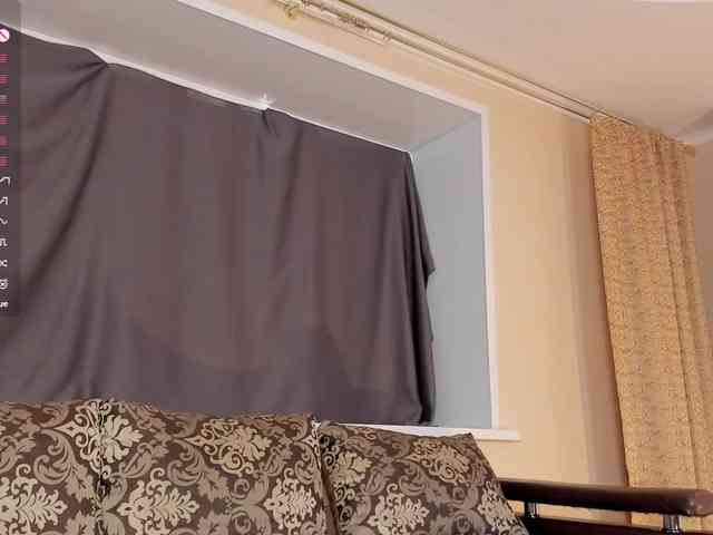 kristinakaram webcam