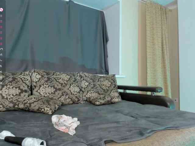 kristinakaram webcam