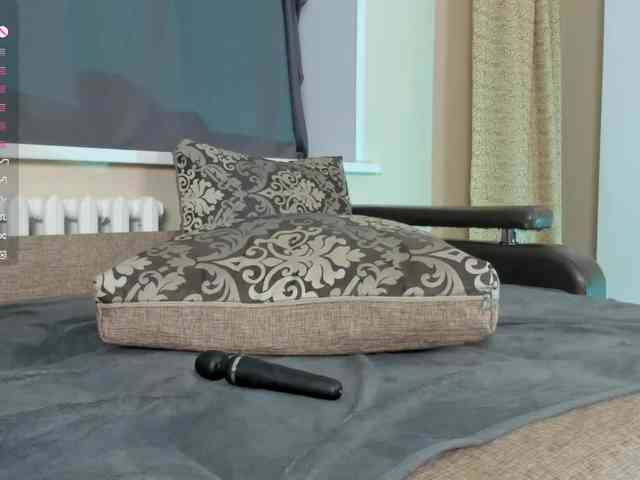 kristinakaram webcam