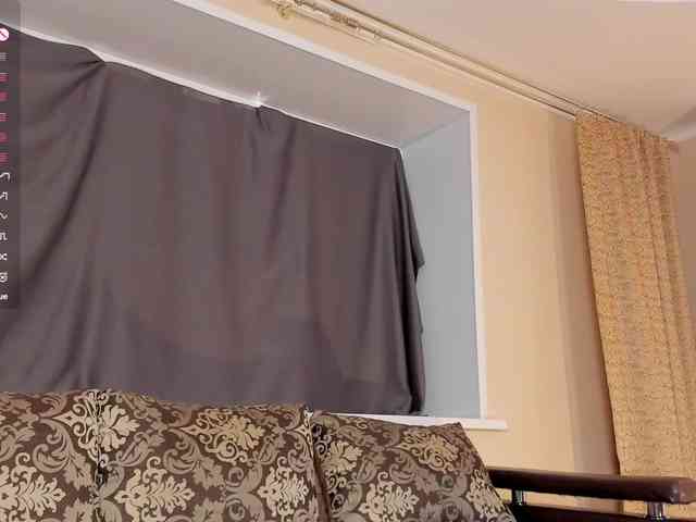 kristinakaram webcam