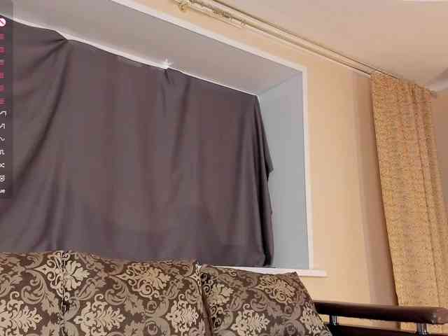 kristinakaram webcam