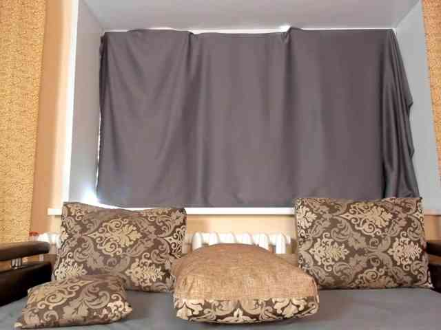 kristinakaram webcam